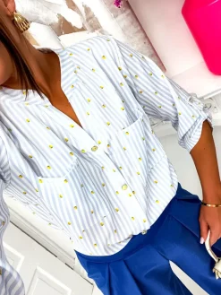 Online Koszula damska w paski i cytrynki z dekoltem w serek Bluzki / Koszule / Koszulki