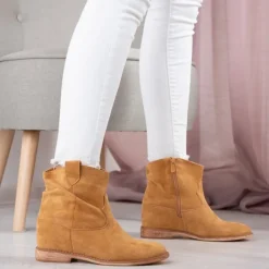 Clearance Kowbojki na koturnie w kolorze Brunoki Botki Z Delikatnym Ociepleniem|Kowbojki