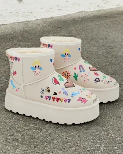 Hot Krótkie buty a'la śniegowce damskie z naklejkami Hanaga Śniegowce|Botki Na Platformie