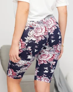 Best Kwiatowe spodenki damskie 3/4 w kolorze granatowo- różowym Spodenki 3/4|Krótkie Spodenki