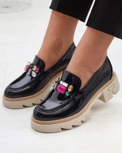 Online Lakierowane czarne mokasyny z kolorowymi kamyczkami Sarix Mokasyny Na Płaskiej Podeszwie|Półbuty