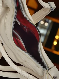 New Mała damska torebka z eko skóry z ozdobnym paseczkiem Lacquea Damskie Małe Torebki