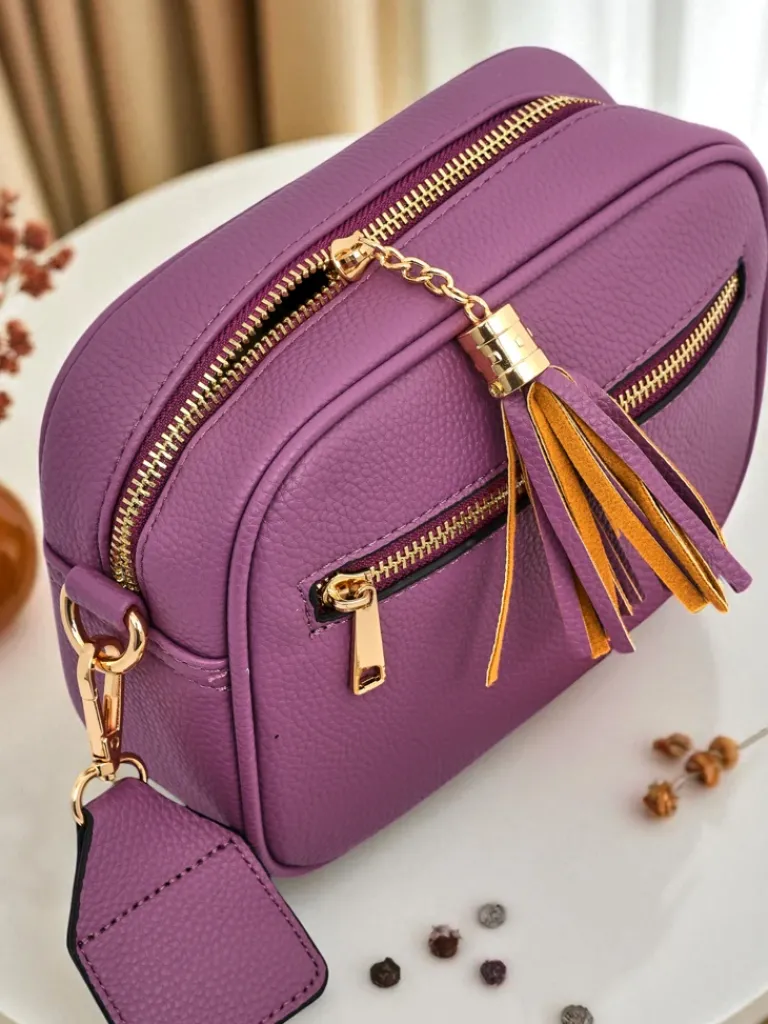 Mała damska torebka z eko skóry z kolorowym paskiem Kovi Lace Damskie Małe Torebki