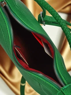 Best Mała damska torebka z eko skóry z ozdobnym paseczkiem Lacquea Damskie Małe Torebki