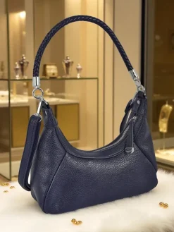 Hot Mała damska torebka z eko skóry z ozdobnym paseczkiem Lacquea Damskie Małe Torebki