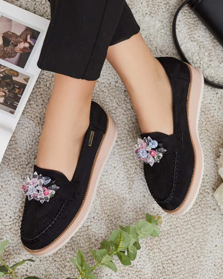 Hot Mokasyny z kolorowymi kamyczkami Restea Mokasyny Na Płaskiej Podeszwie|Półbuty