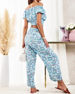 Sale Niebieski dwuczęściowy damski komplet w kwiatki Damskie Komplety Damskie