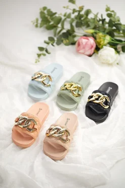 Best Niebieskie damskie pikowane klapki ze złotym łańcuszkiem Eteris Klapki Płaskie