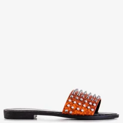 Clearance Pomarańczowe damskie klapki z ćwiekami i dżetami Maurella Klapki Płaskie