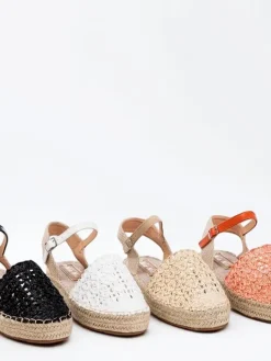 Clearance Pomarańczowe damskie espadryle z ażurową cholewką Triumf Espadryle Płaskie