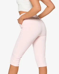 Best Różowe materiałowe spodenki damskie 3/4 Spodenki 3/4|Krótkie Spodenki