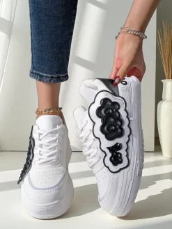 Hot Sneakersy damskie z ozdobną cholewką Nendales Damskie Sneakersy