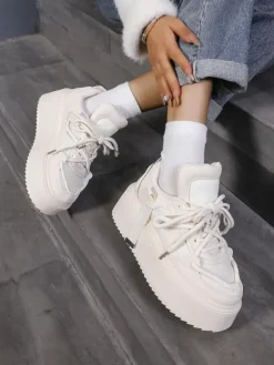 Sportowe sneakersy damskie na platformie Aeroll Damskie Sneakersy