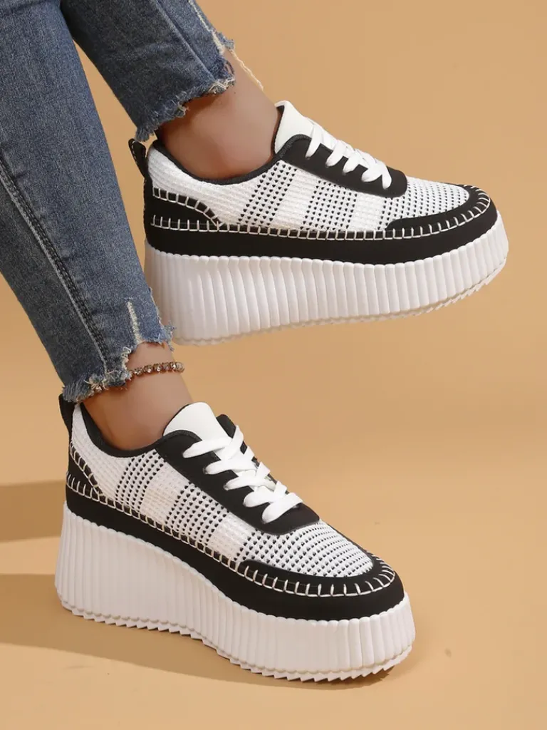 Sportowe sneakersy damskie na platformie Siserra Damskie Sneakersy