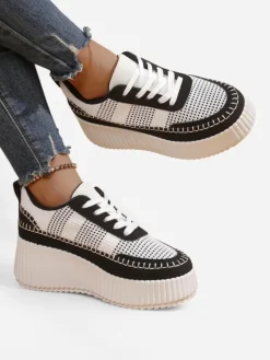 Sportowe sneakersy damskie na platformie Siserra Damskie Sneakersy