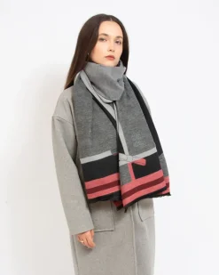 Sale Szaro- damski lekki szalik z printem Damskie Chusty / Apaszki / Szaliki