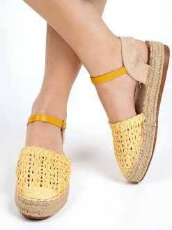Clearance Żółte damskie espadryle z ażurową cholewką Triumf Espadryle Płaskie