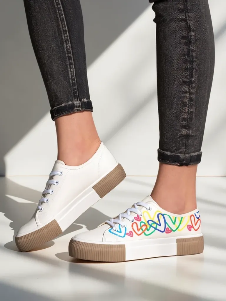 Best Trampki damskie z printem Sercess Trampki