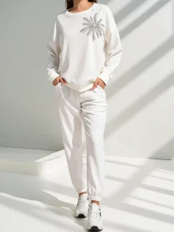 Outlet Wiskozowy damski komplet z kwiatem Damskie Komplety Damskie