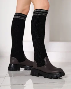 Clearance Wysokie wsuwane kozaki damskie w kolorze czarno - brązowym Alerpi Kozaki Na Płaskim Obcasie|Kozaki Bez Ocieplenia