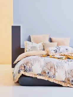 Clearance Wzorzysta pościel z falbanką 160x200 komplet 3 CZĘŚCI 160 X 200 Cm