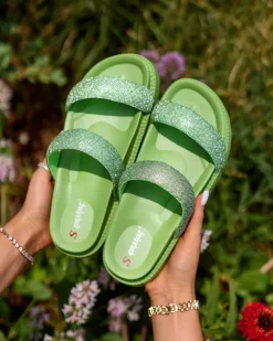 Hot Zielone damskie klapki z cyrkoniami Sparkle Sliders Klapki Basenowe|Klapki Płaskie
