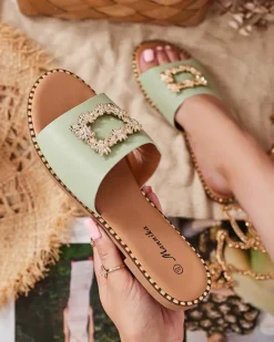 Hot Zielone damskie eleganckie klapki ze złotą ozdobą Meriso Klapki Płaskie