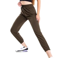 Outlet Zielone spodnie dresowe damskie z napisem Spodnie Dresowe