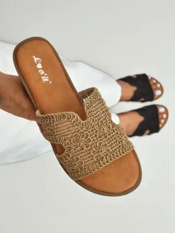 Outlet Rpyalfashion Klapki damskie z ozdobnym paseczkiem Braida Klapki Płaskie