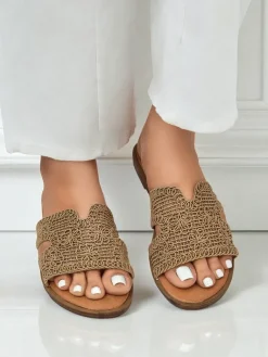 Outlet Rpyalfashion Klapki damskie z ozdobnym paseczkiem Braida Klapki Płaskie