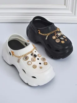 Sandały Caligae Aurelia Bianca z ozdobami chain w stylu glamour Klapki Płaskie|Klapki Na Obcasie