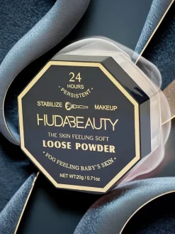 Best Sypki puder do twarzy z efektem naturalnego wykończenia Satin Twarz