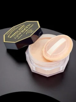 Online Sypki puder do twarzy z efektem naturalnego wykończenia Radiant Twarz